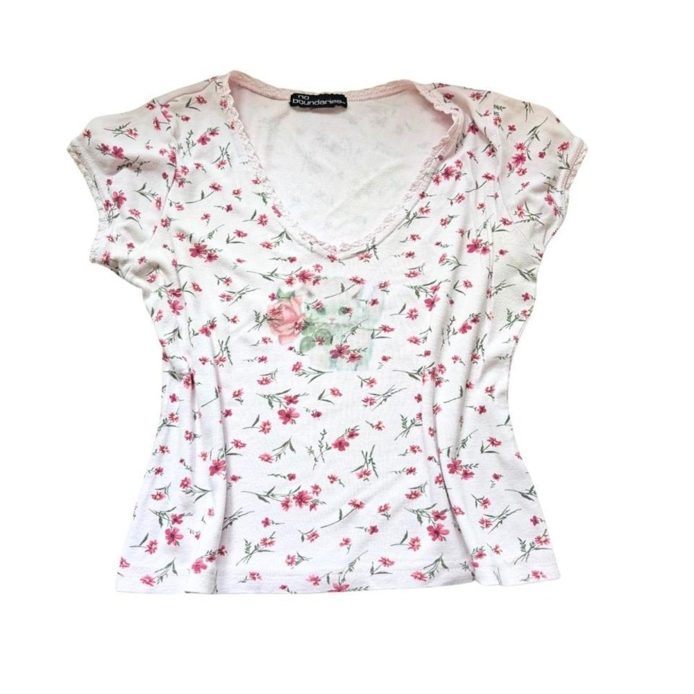 no boundaries pink kitten floral top medium vintage y2k lace trim baby tee